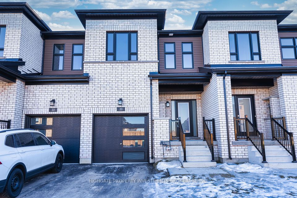 Att/Row/Townhouse at 20 Westwood Avenue, Barrie, ON L9J 0M6, Barrie
