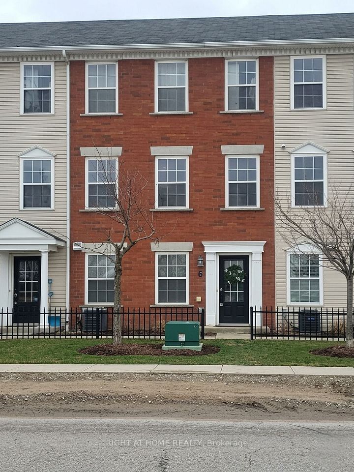Att/Row/Townhouse at 91 Coughlin Road 6, Barrie, ON L4N 0L5, Barrie