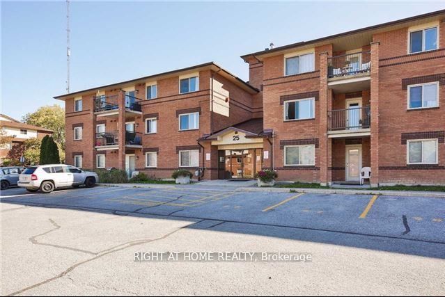 Condo Apartment at 25 Meadow Lane 304, Barrie, ON L4N 7K2, Barrie