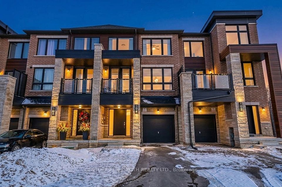 Att/Row/Townhouse at 104 Blue Forest Crescent, Barrie, ON L9J 0N7, Barrie