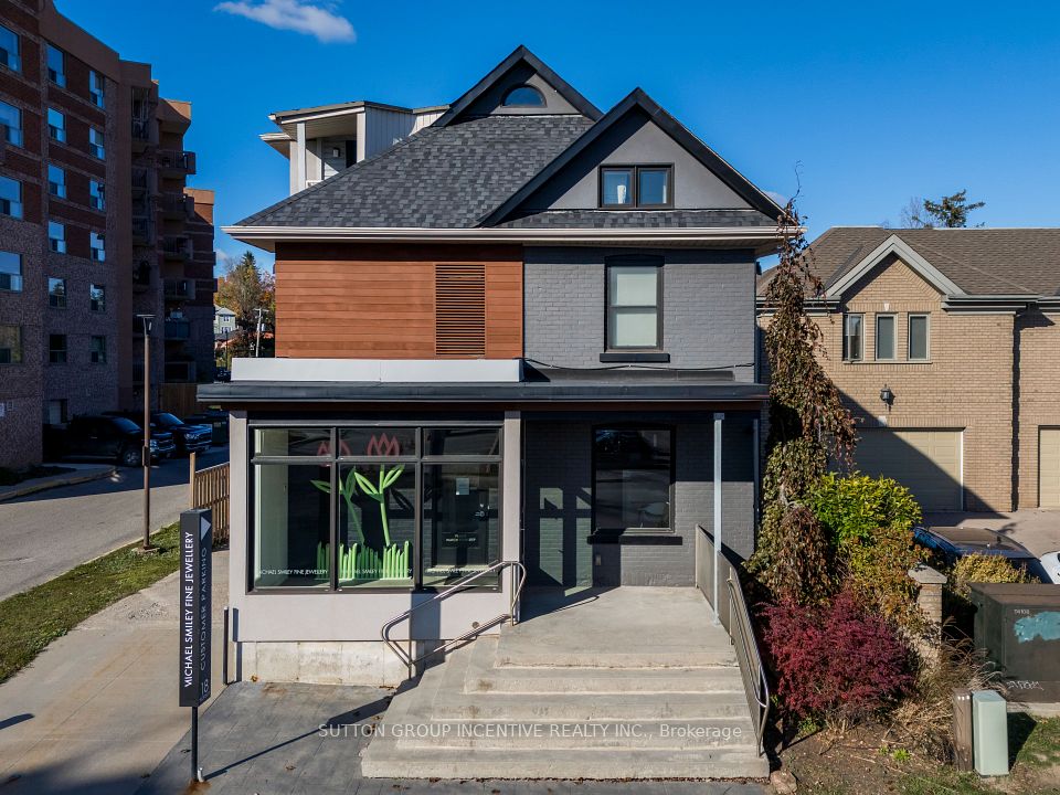 18 Worsley Street, Barrie, ON L4M 1L4