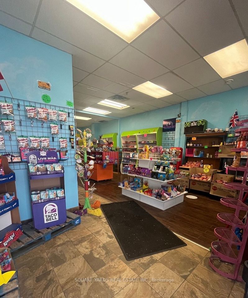 461 Dunlop Street W 5, Barrie, ON L4N 9W3