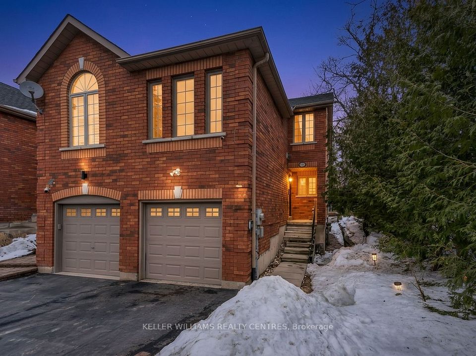 Att/Row/Townhouse at 163A Owen Street, Barrie, ON L4M 3H8, Barrie