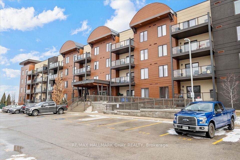 Condo Apartment at 720 Yonge Street 306, Barrie, ON L9J 0G9, Barrie