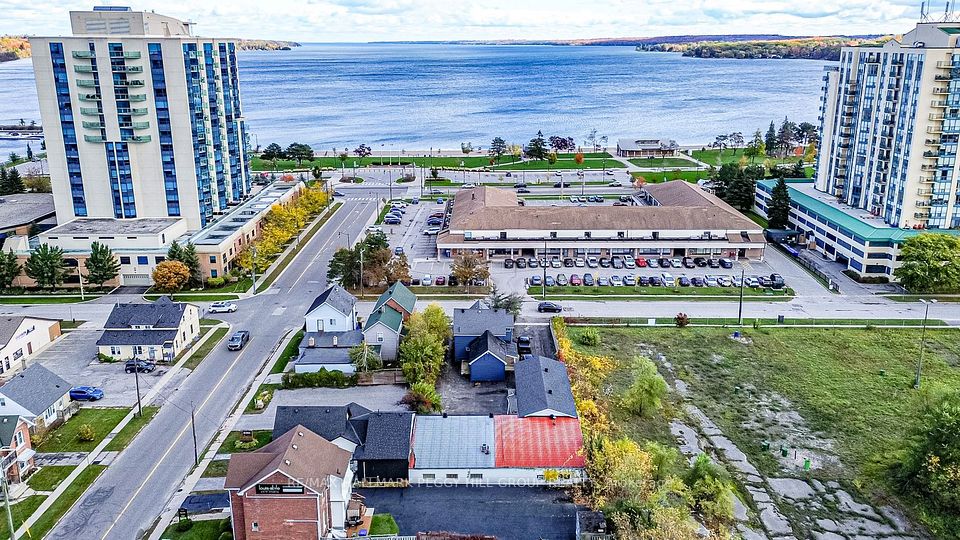 48 Ellen Street 2, Barrie, ON L4N 3A4