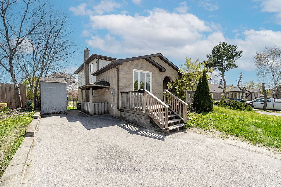 Semi-Detached  at 39 SYLVIA Street, Barrie, ON L4M 5J2, Barrie