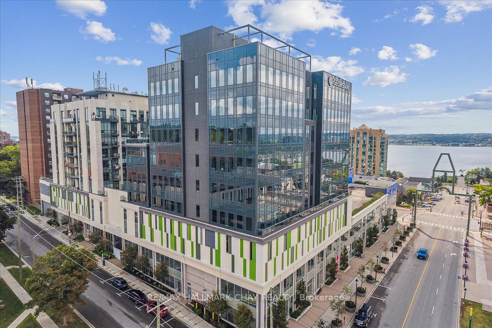 Condo Apartment at 111 Worsley Street PH-02, Barrie, ON L4M 0J5, Barrie