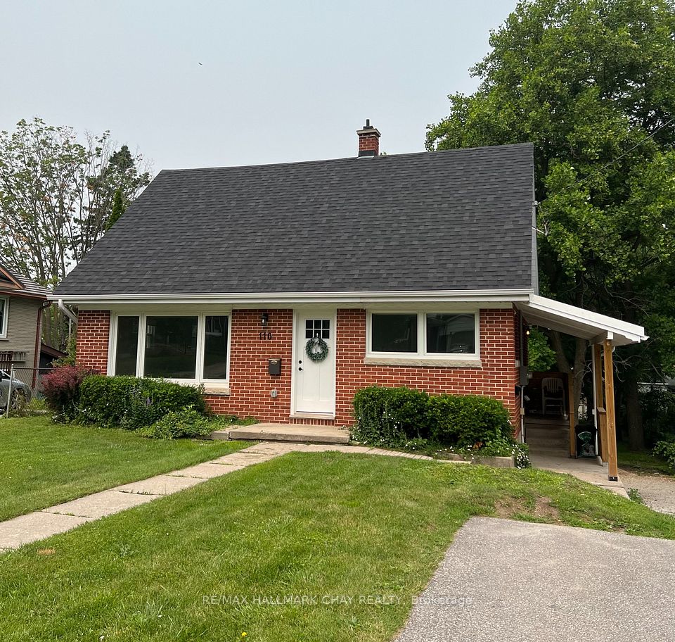 Detached at 110 Codrington Street Lower, Barrie, ON L4M 3T6, Barrie