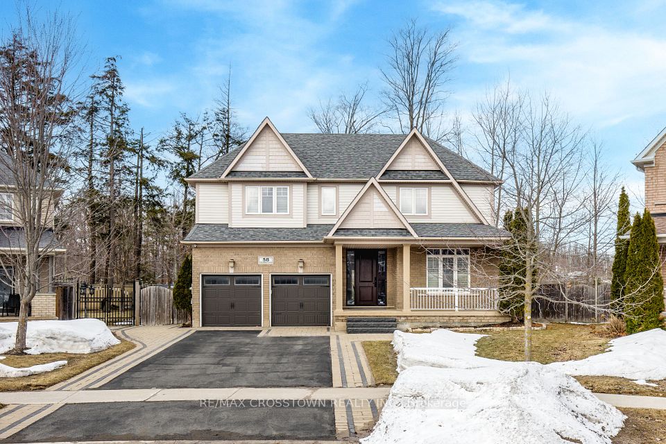 58 Versailles Crescent, Barrie, ON L4M 0B8