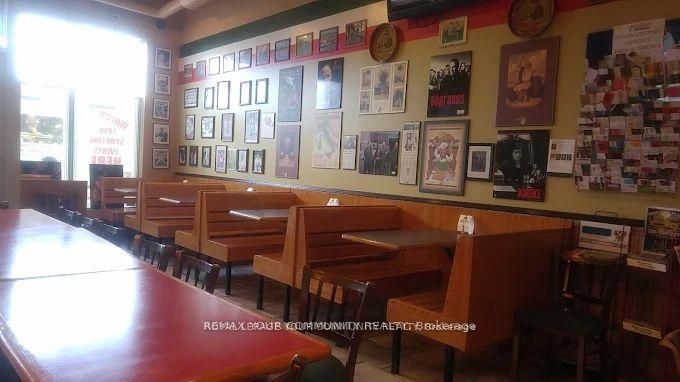 225 Ferndale Drive S 4, Barrie, ON L4N 6B9