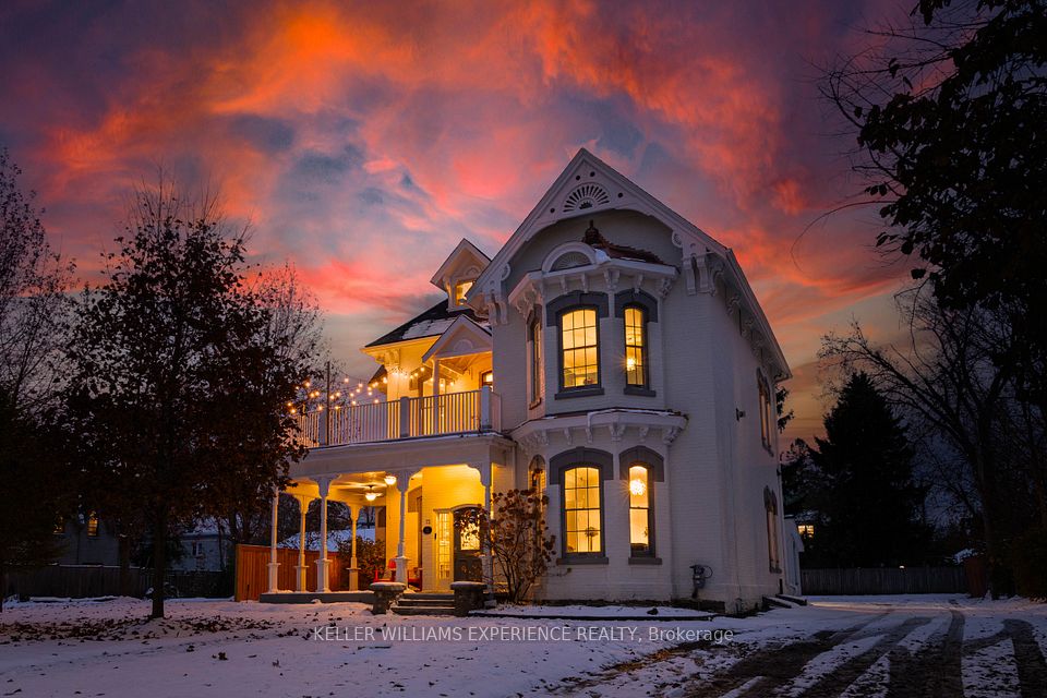 72 High Street, Barrie, ON L4N 1W4