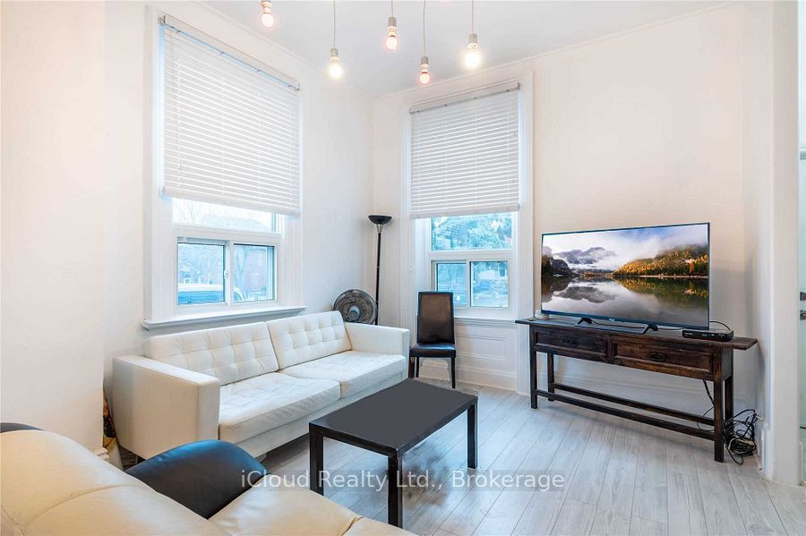 59 Mary Street, Barrie, ON L4N 1T2