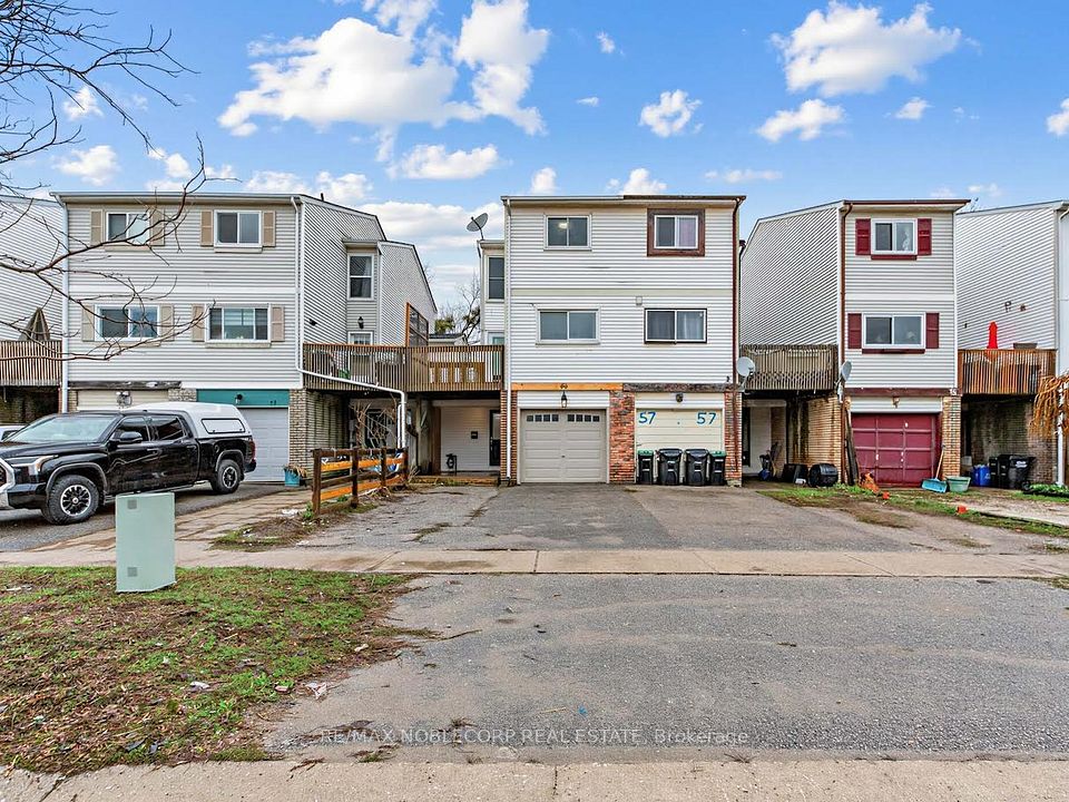 Att/Row/Townhouse at 59 Scott Crescent Lower, Barrie, ON L4N 4W2, Barrie