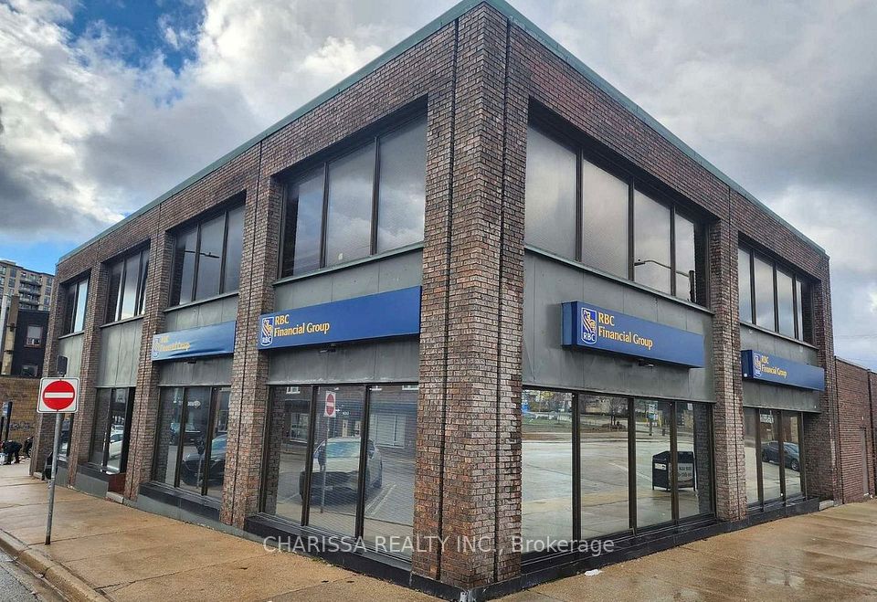 22 Clapperton Street, Barrie, ON L4M 1G4