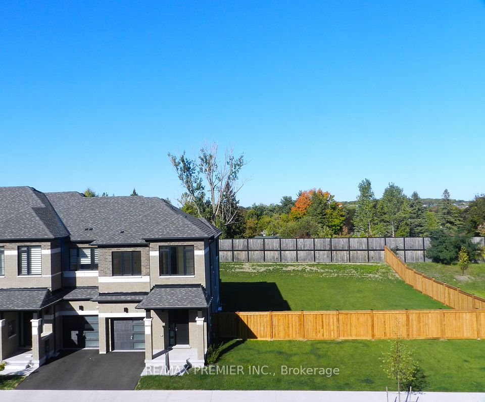 Att/Row/Townhouse at 94 Turnberry Lane, Barrie, ON L4N 6K7, Barrie
