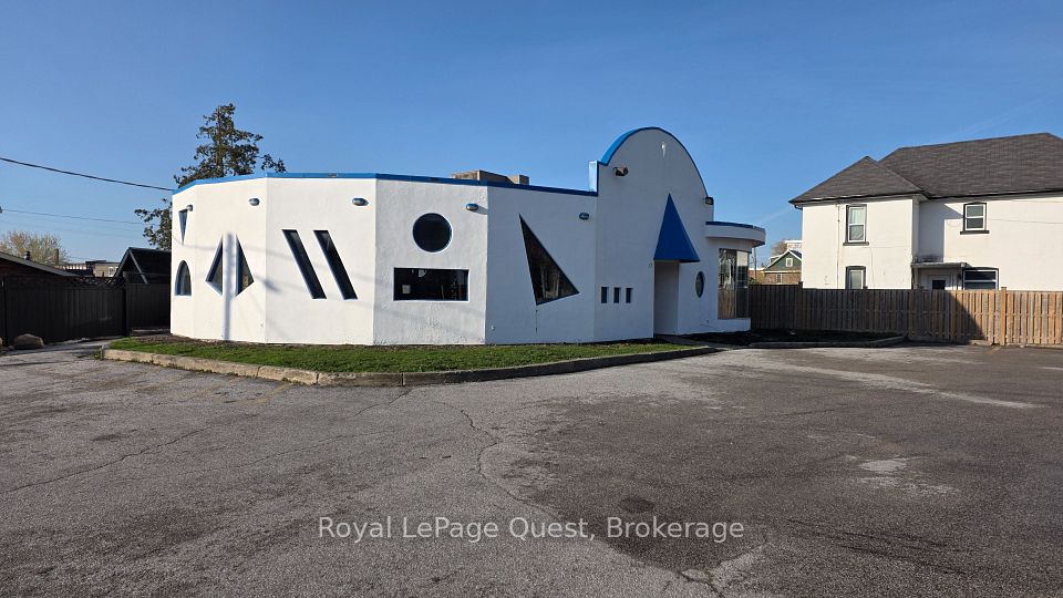83 Mississaga Street W, Orillia, ON L3V 3A9