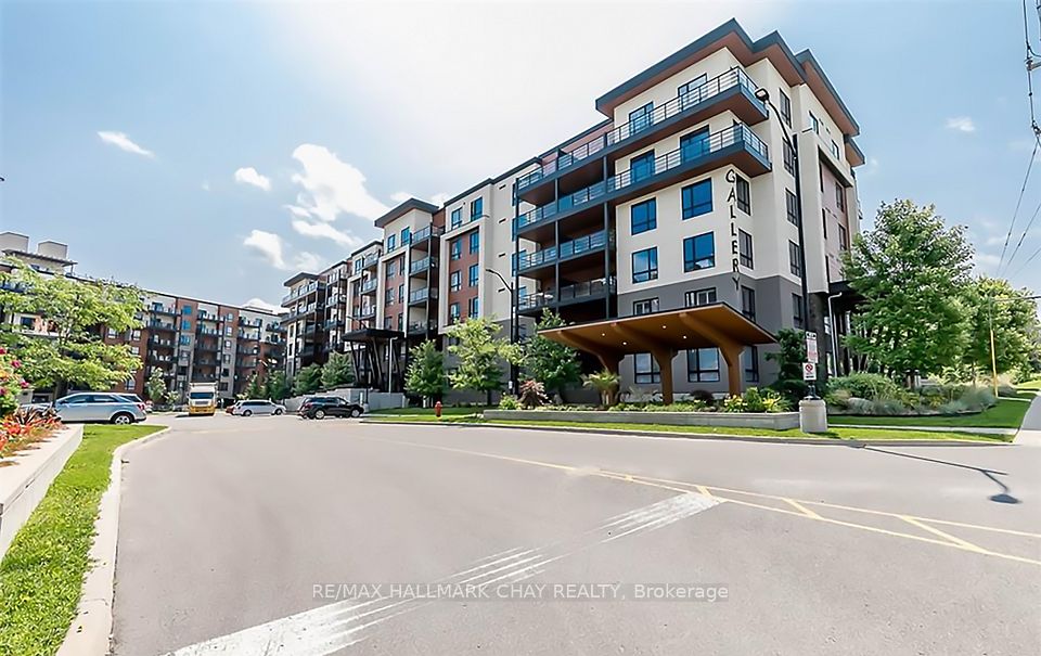 Condo Apartment at 306 Essa Road 302, Barrie, ON L9J 0H5, Barrie