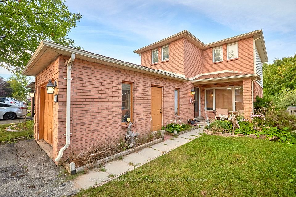 Detached at 111 Garden Drive, Barrie, ON L4N 5T9, Barrie