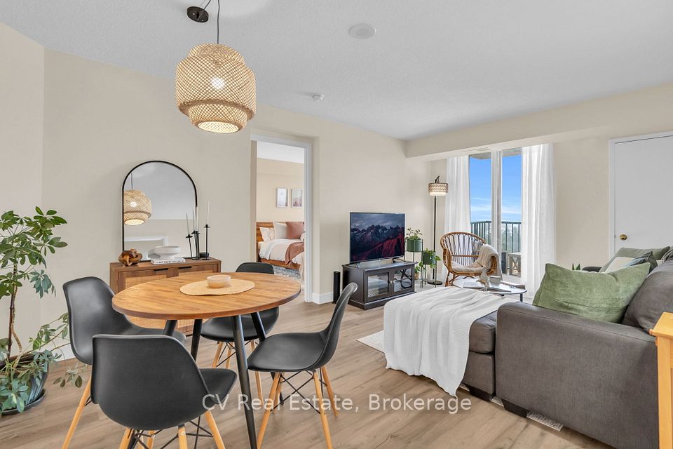Condo Apartment at 75 Ellen Street 811, Barrie, ON L4N 7R6, Barrie