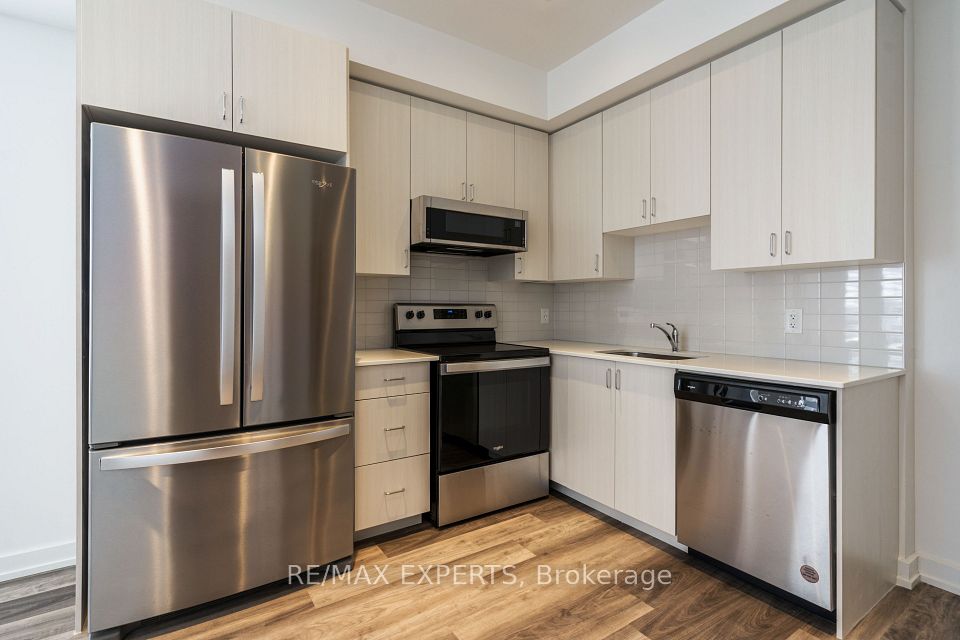 Condo Apartment at 430 Essa Road 222, Barrie, ON L4N 9C6, Barrie