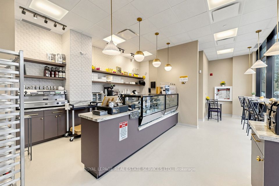 185 Dunlop Street E C3, Barrie, ON L4M 0L7