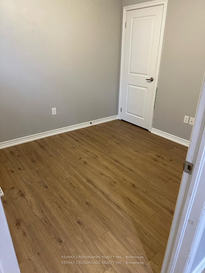 Detached at 89 Ottaway Avenue Bsmt, Barrie, ON L4M 2X1, Barrie