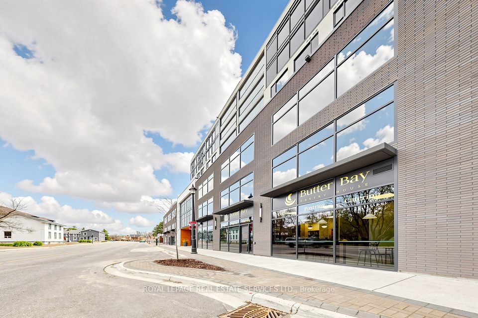 185 Dunlop Street E C3, Barrie, ON L4M 0L7