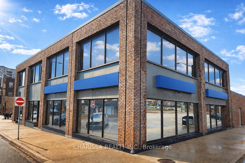 Office at 22 Clapperton Street, Barrie, ON L4M 1G4, Barrie