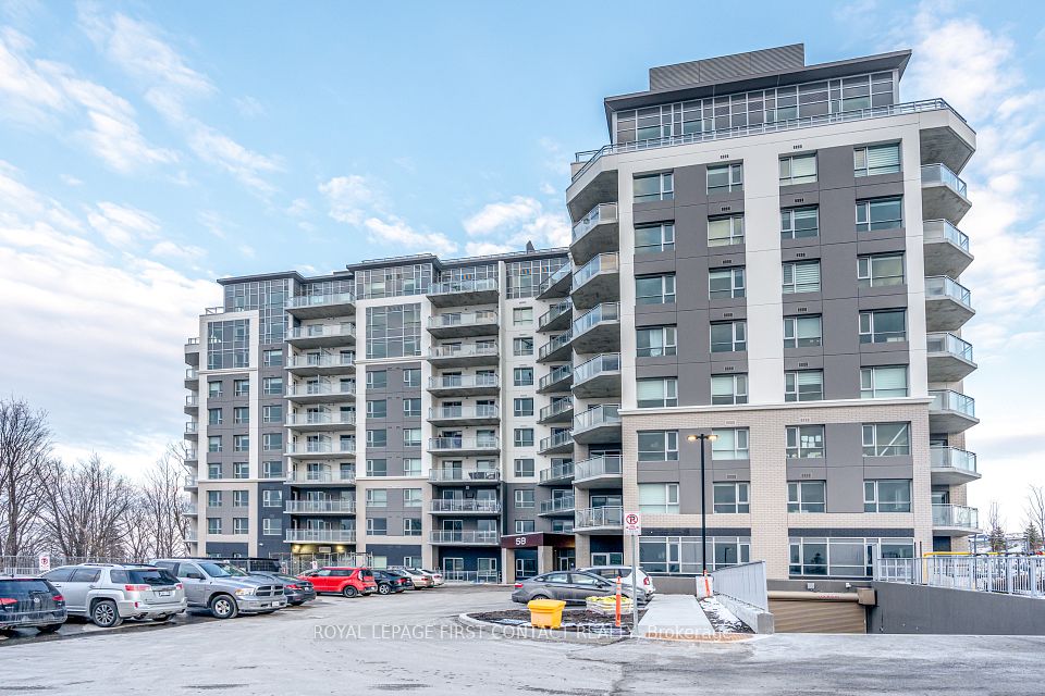 Condo Apartment at 58 LAKESIDE Terrace 1106, Barrie, ON L4M 7B9, Barrie