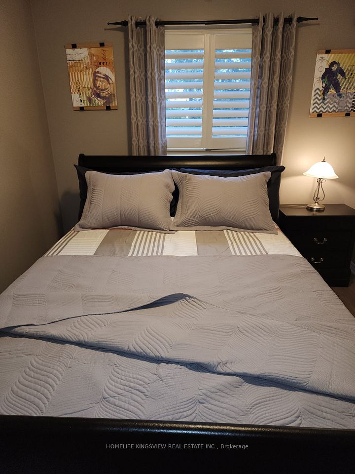Semi-Detached  at 192 Sundew Drive, Barrie, ON L4N 9Z3, Barrie