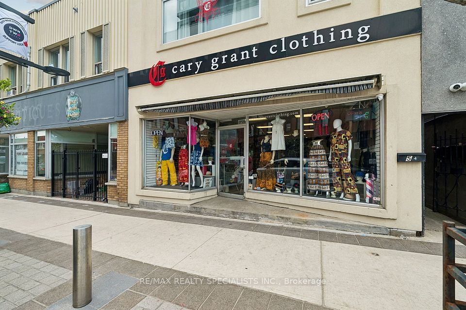 54 W Dunlop Street W, Barrie, ON L4N 1A4