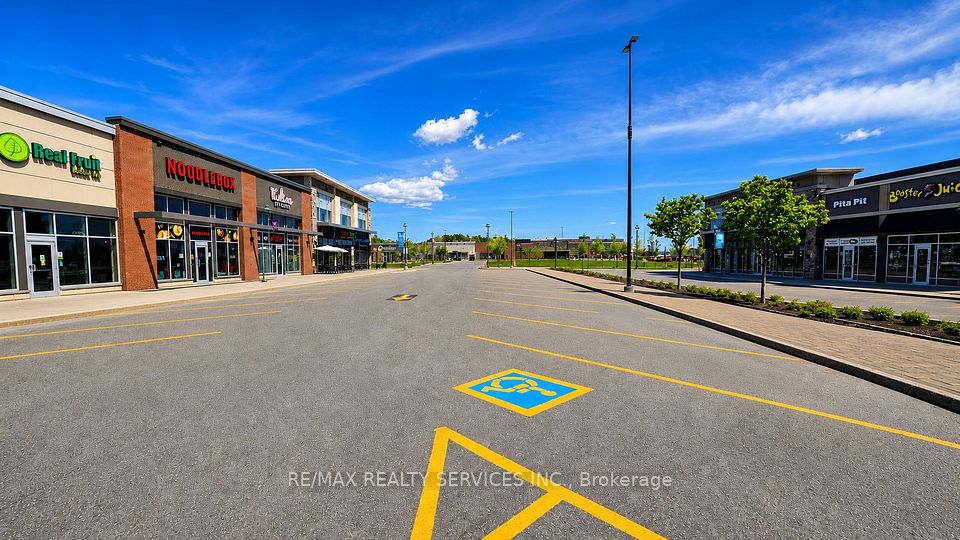 90 Park Place, Barrie, ON L4N 6P8