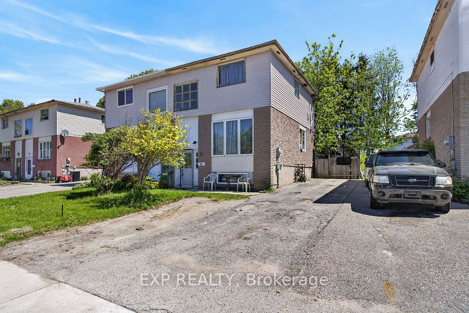 Semi-Detached  at 33 Carlton Road, Barrie, ON L4M 5K8, Barrie