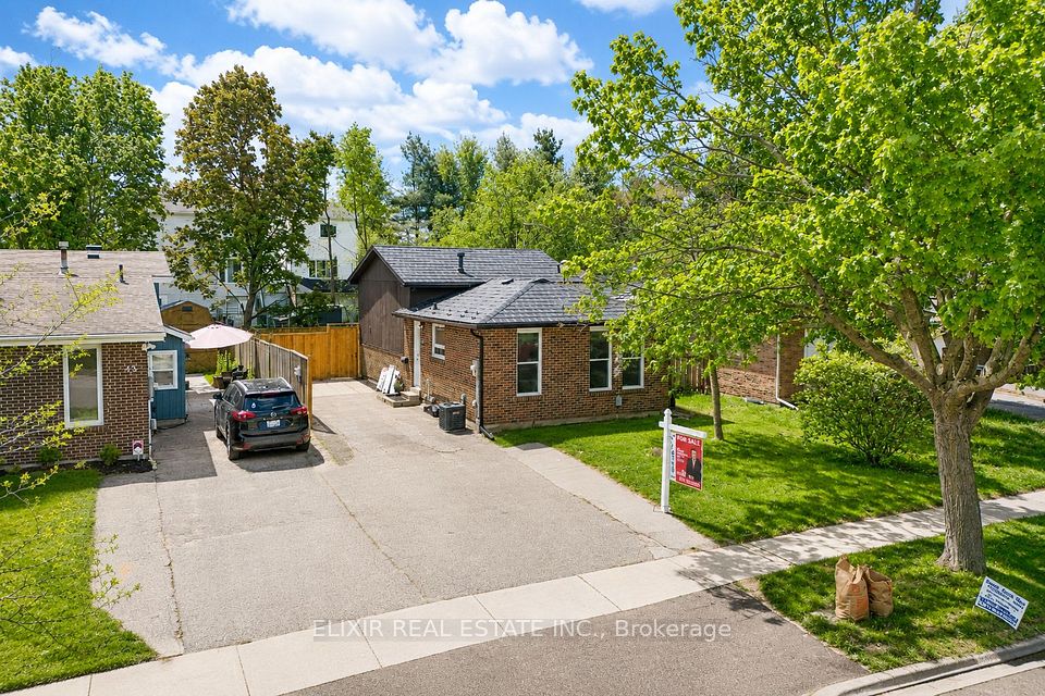 Detached at 45 AUSTEN Lane, Barrie, ON L4N 4V4, Barrie