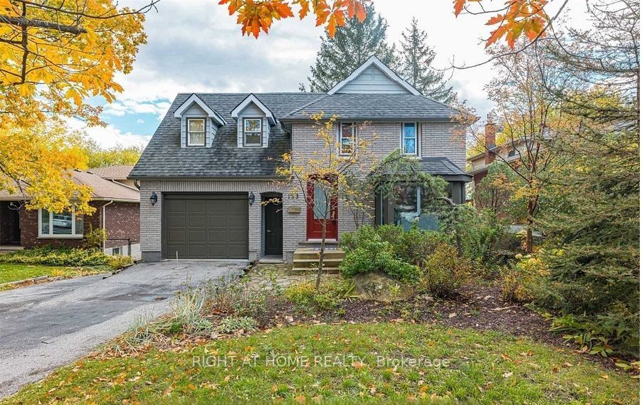Detached at 133 Letitia Street, Barrie, ON L4N 1P4, Barrie