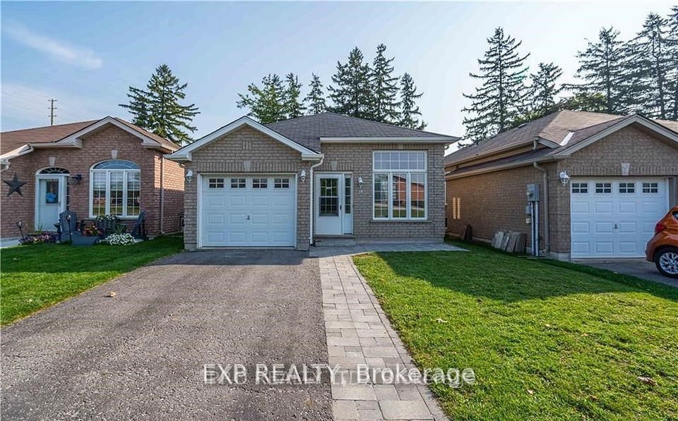 Detached at 19 Loon Avenue Lower Level, Barrie, ON L4N 8W6, Barrie