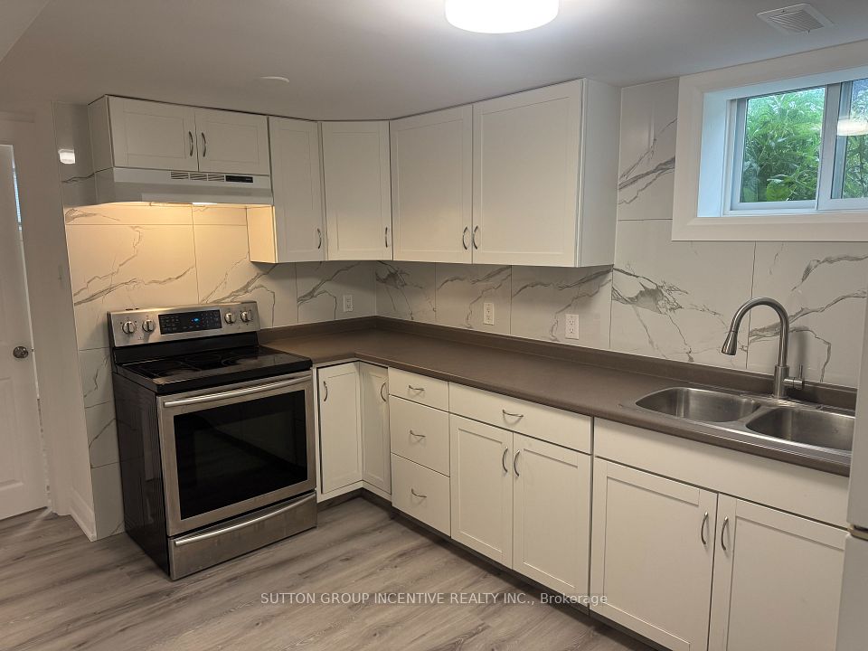 Semi-Detached  at 149 Gunn Street Lower Level, Barrie, ON L4M 2H8, Barrie