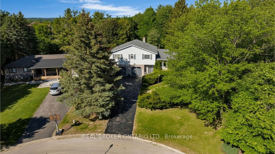 Detached at 215 Mary Anne Drive, Barrie, ON L4N 4T1, Barrie