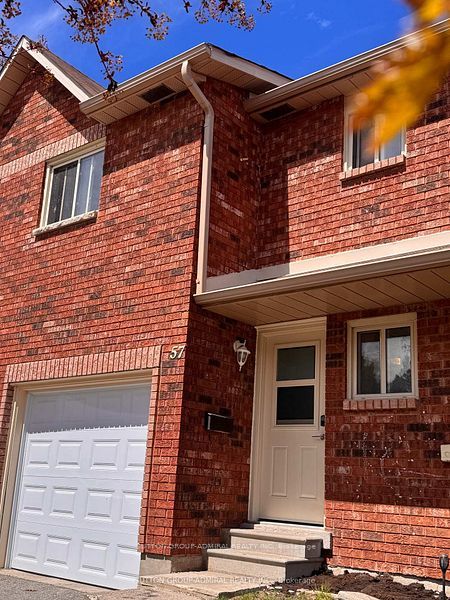 Condo Townhouse at 57 Loggers Run N/A 22, Barrie, ON L4N 6W5, Barrie