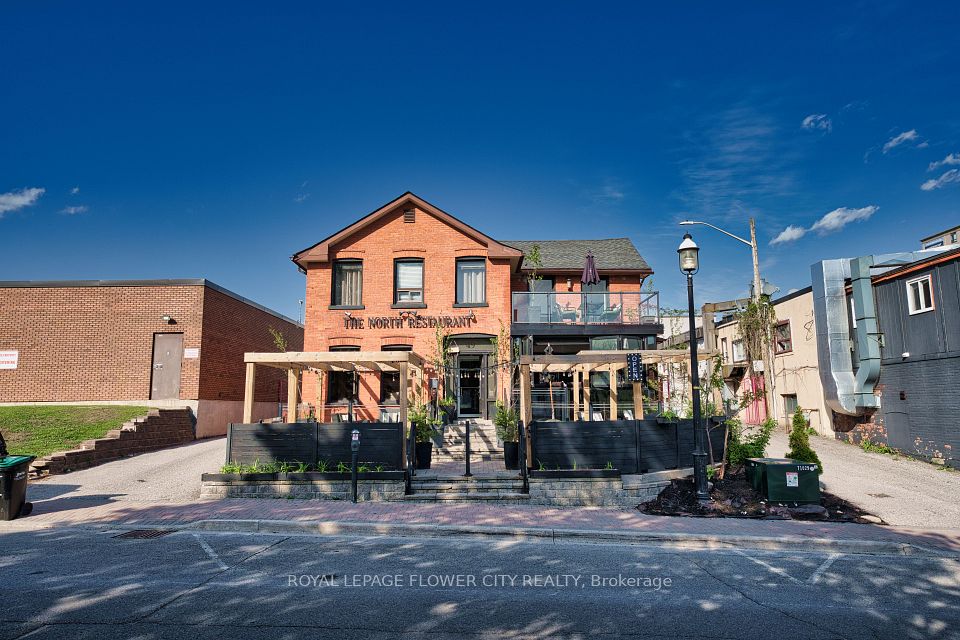 49 Mary Street, Barrie, ON L4N 1T2