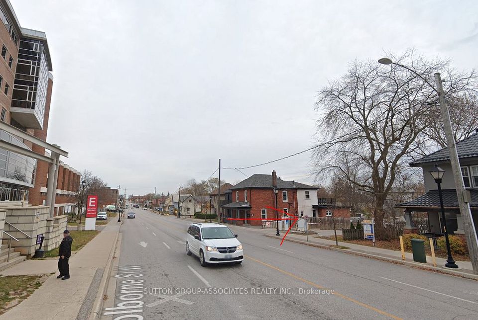 169 Colborne Street W, Orillia, ON L3V 2Z4