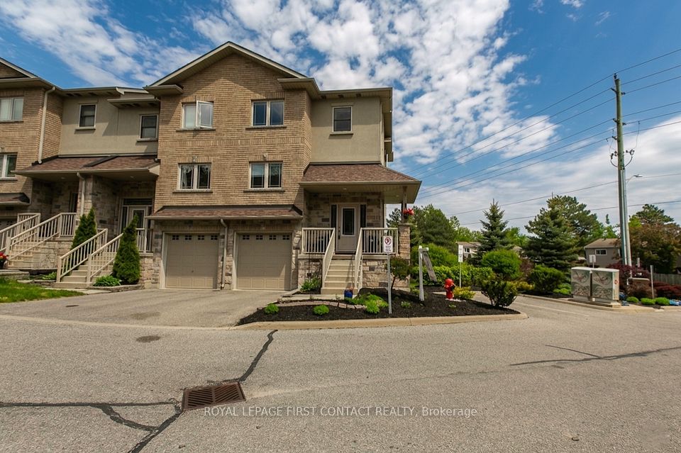 Att/Row/Townhouse at 376 Blake Street 21, Barrie, ON L4M 1J6, Barrie