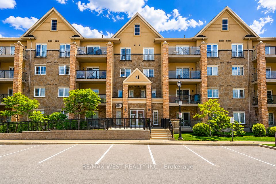 Condo Apartment at 41 Ferndale Drive S 110, Barrie, ON L4N 5T6, Barrie