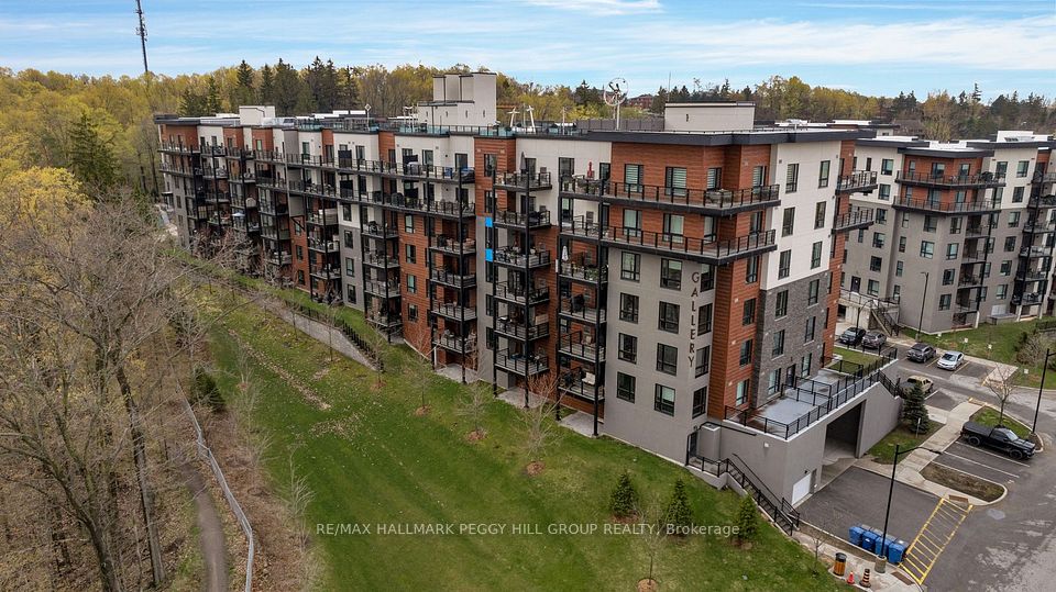 Condo Apartment at 302 Essa Road 201, Barrie, ON L9J 0H3, Barrie