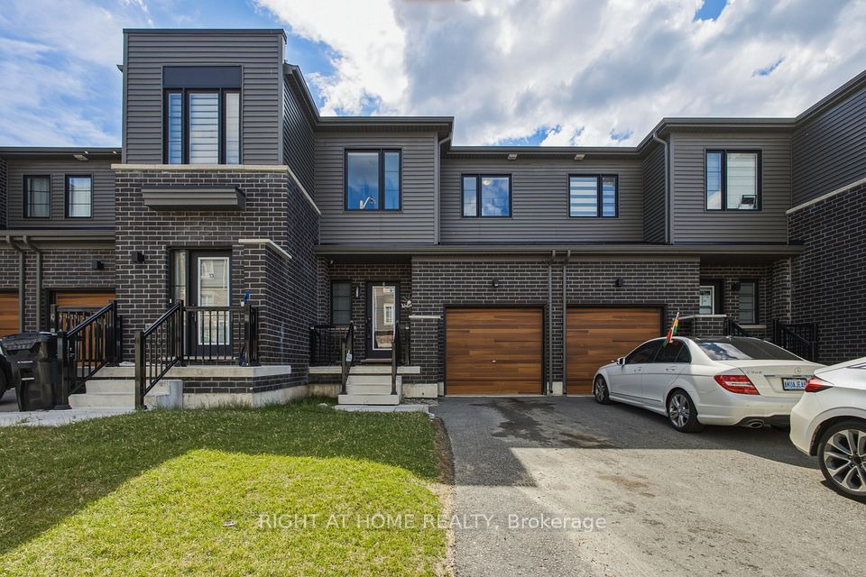 Att/Row/Townhouse at 15 Hay Lane, Barrie, ON L9J 0V6, Barrie