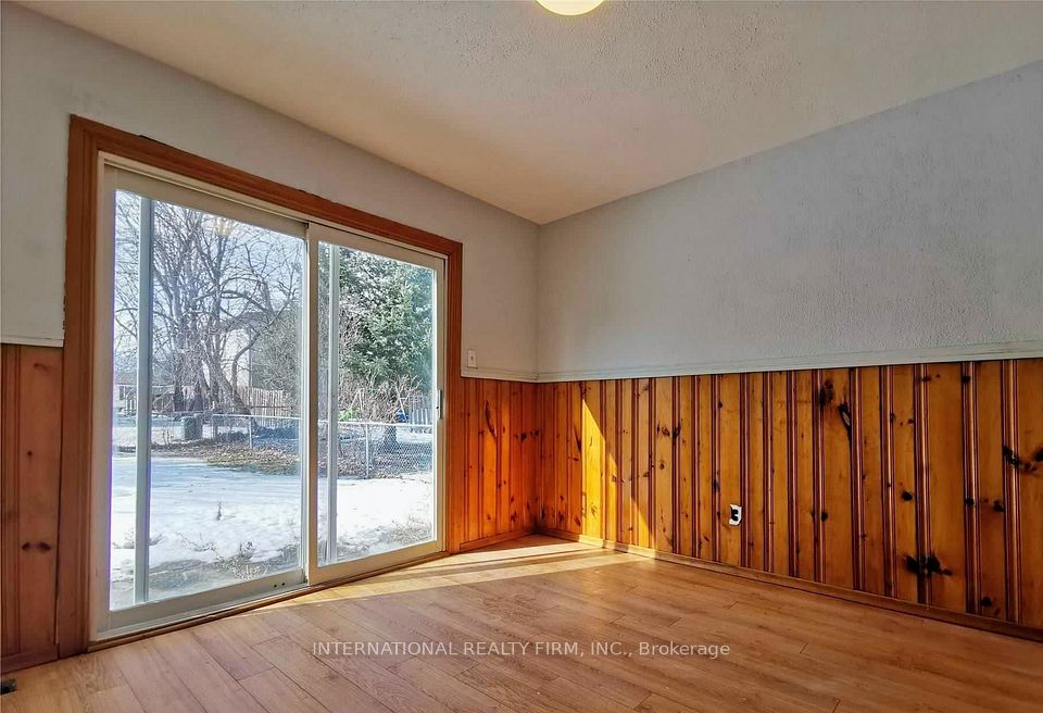 Detached at 280 cook Street E, Barrie, ON L4M 4H8, Barrie