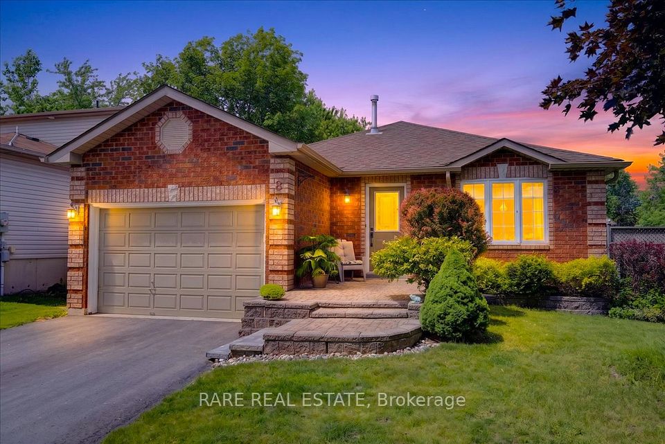Detached at 8 Whitehorn Crescent, Barrie, ON L4N 8E4, Barrie