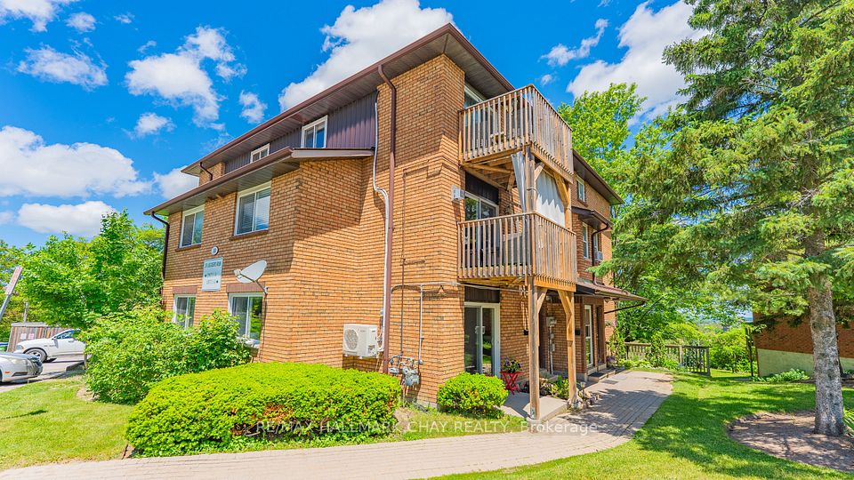 Condo Apartment at 30 Loggers Run 5, Barrie, ON L4N 6W2, Barrie