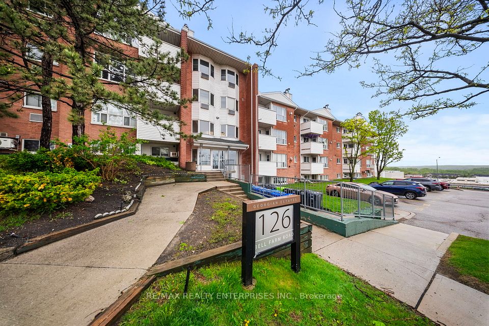 Condo Apartment at 126 Bell Farm Road B04, Barrie, ON L4M 6J3, Barrie