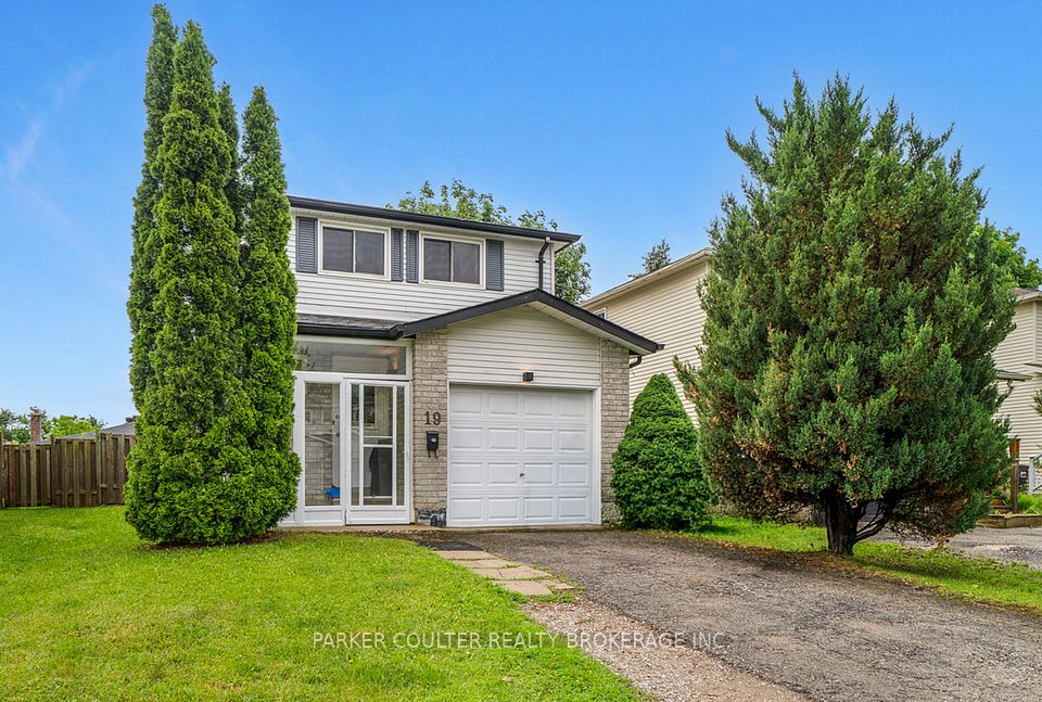Detached at 19 Corbett Drive, Barrie, ON L4M 5T1, Barrie